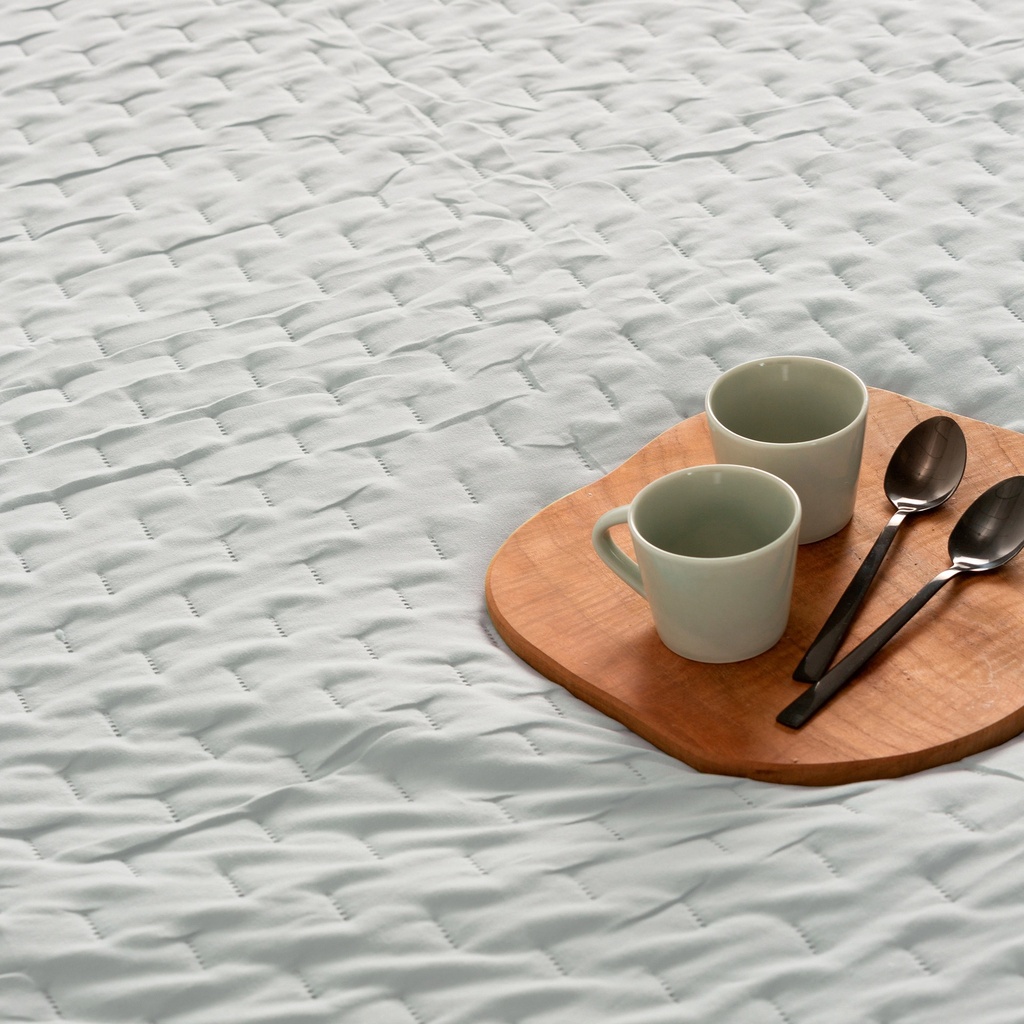 COLCHA ACOLCHADA NARA CELESTE